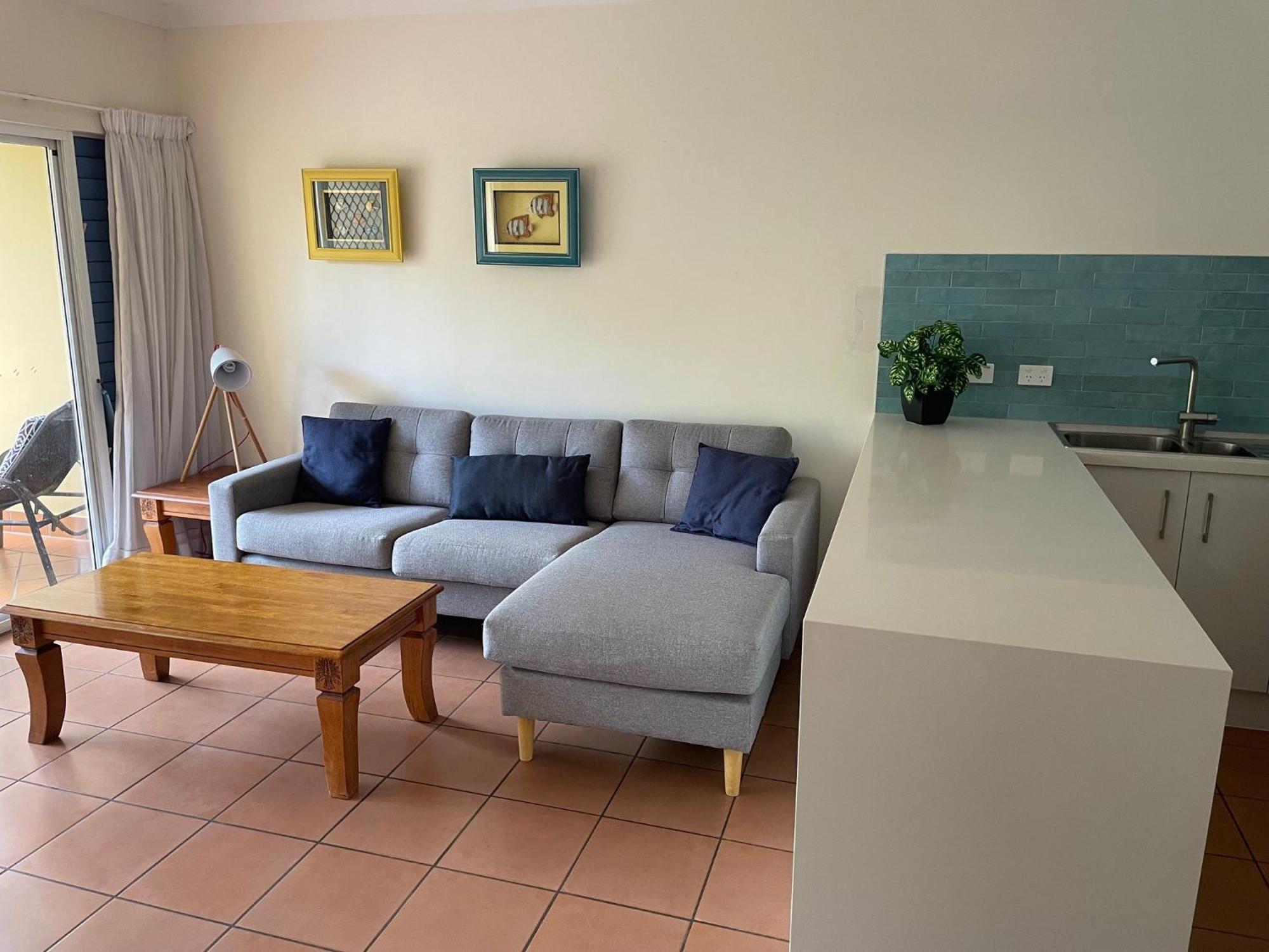 The York Beachfront Holiday Apartments Yorkeys Knob Екстериор снимка
